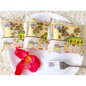伯利尔每日坚果蛋糕
