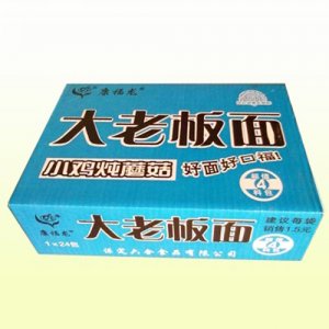 康福龙大老板面小鸡炖蘑菇箱装