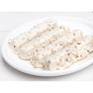 泓一Q点奶香味花生夹心威化白巧克力棒块