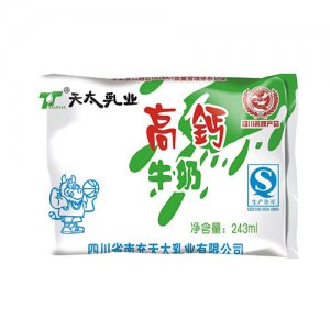 天太高钙牛奶（全脂调制乳）