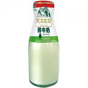 天太鲜牛奶