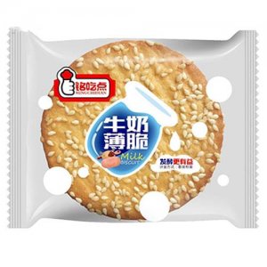 铭吃点牛奶薄脆饼干