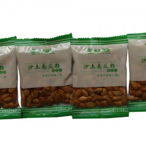 沙土椒盐味南瓜籽手抓包