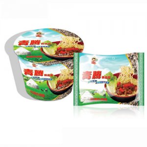 青腾荞麦面红烧牛肉面碗装