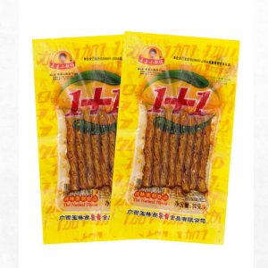亲亲小靓仔1+1辣条