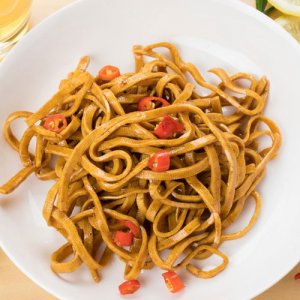 辣怪鸭干豆腐丝