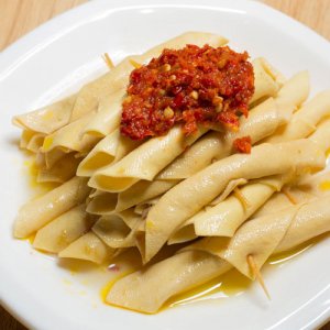 辣怪鸭鸡汤豆腐串