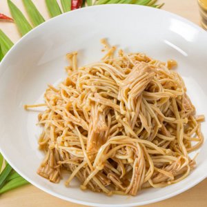 辣怪鸭金针菇