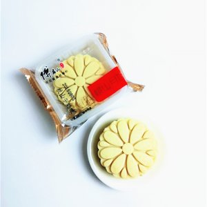 傅庄儿桃山牛奶味月饼