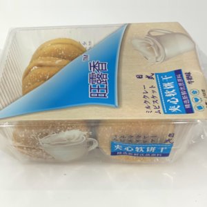 旺露香牛奶夹心软饼干