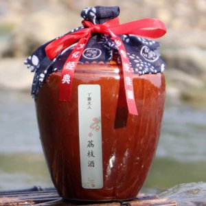 丫寨夫人荔枝酒坛装低度酒