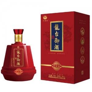 龙台大全家福白酒