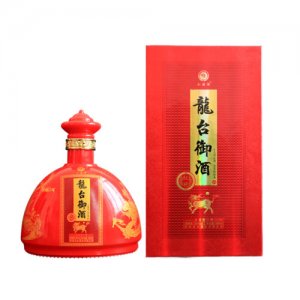 龙台红袍白酒