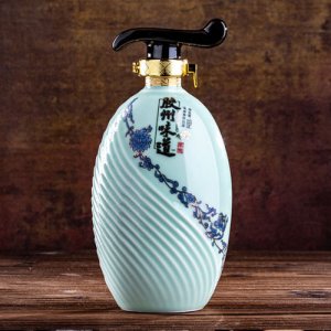 南阜胶州味道厚德·53度芝麻香型白酒500ml