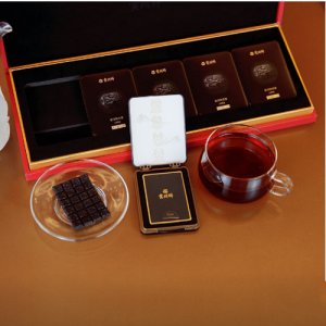 贡润祥复兴号70周年熟茶膏60g