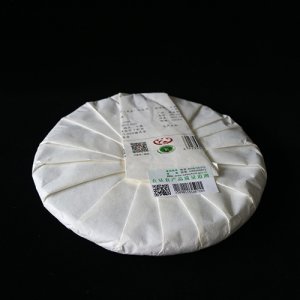 八角亭 2018年 冰岛老树.茶叶
