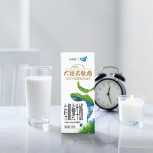 新希望蝶泉大理云牧场有机纯牛奶