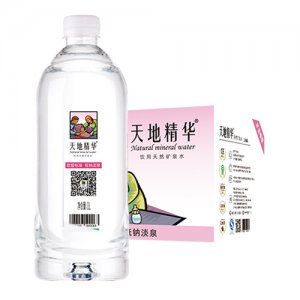 天地精华低钠淡泉矿泉水