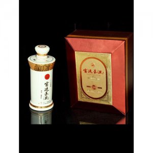 宫廷玉液顶戴花翎装白酒