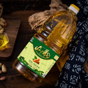 山歌1.8L压榨一级花生油图