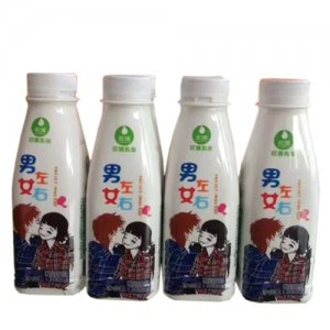 巨强男左女右酸奶饮品