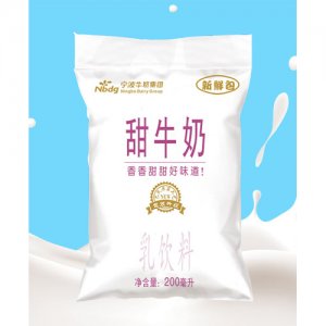 涌优200ml 甜牛奶乳饮料