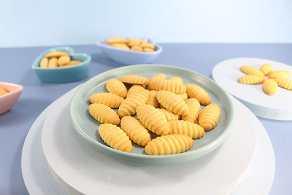 毛毛虫饼干2.JPG
