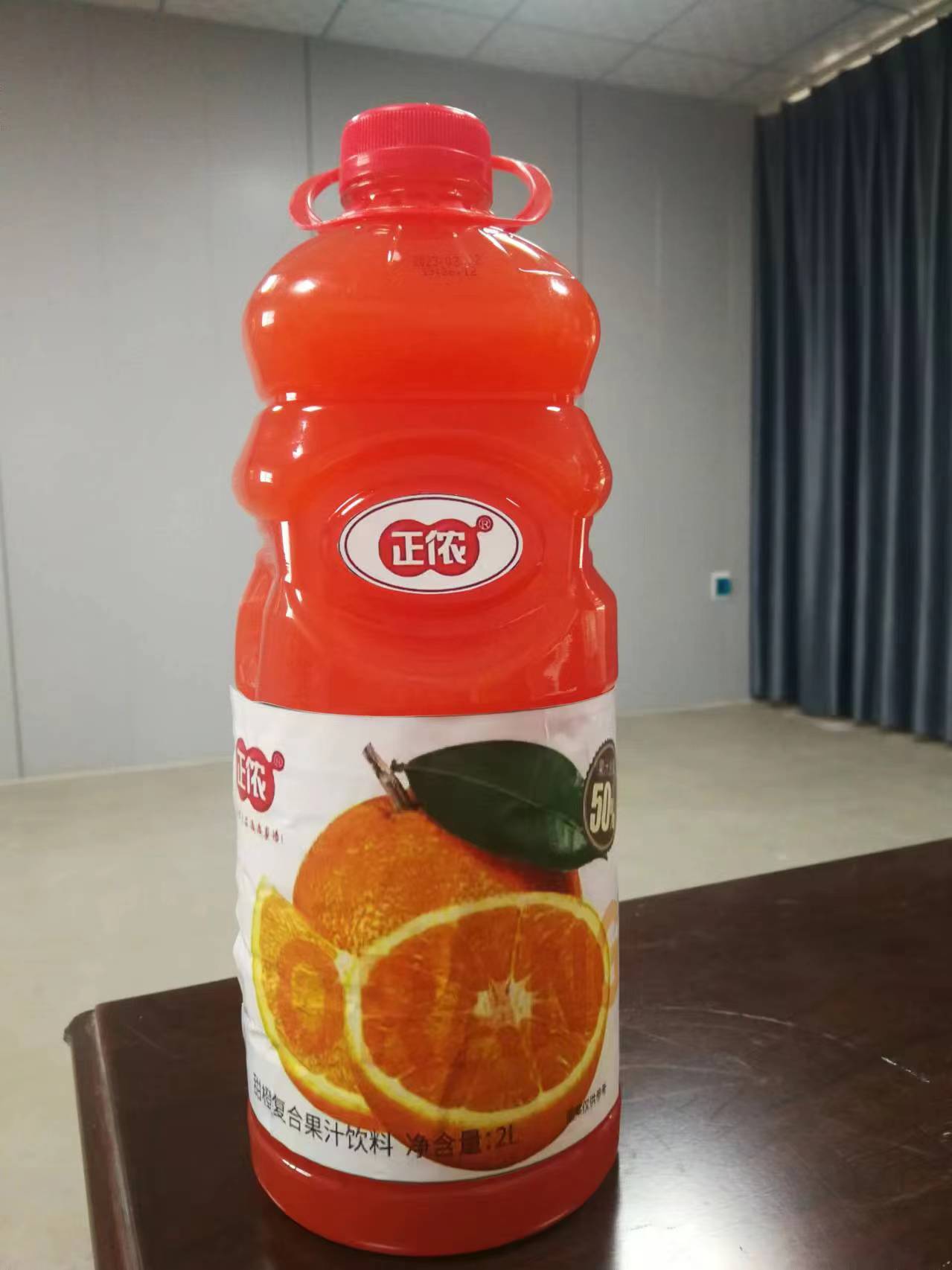 正侬甜橙复合果汁饮料2L.jpg