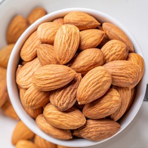 巴旦木仁每日坚果原料贴牌OEM/ODM