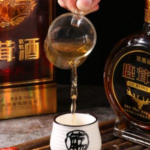 鹿茸酒35度低浓度鹿血酒可OEM/ODM代工