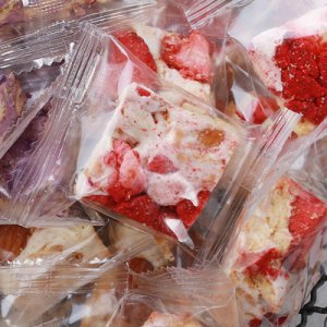 網(wǎng)紅雪花酥OEM/ODM代加工