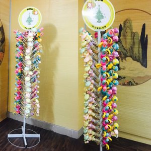 儿童零食小馒头 休闲饼干蛋黄味食品玩具带展示架货架供应商OEM代加工