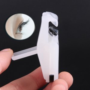 塑料迷你便携式睫毛夹可OEM/ODM代工