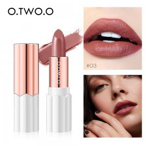 O.TWO.O丝绒雾面美妆口红OEM代加工