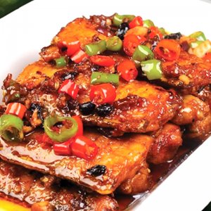 七彩蒸红烧带鱼200g 料理包盖浇饭OEM代加工