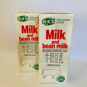 250ml和麦泉盒装牛奶豆乳OEM代加工