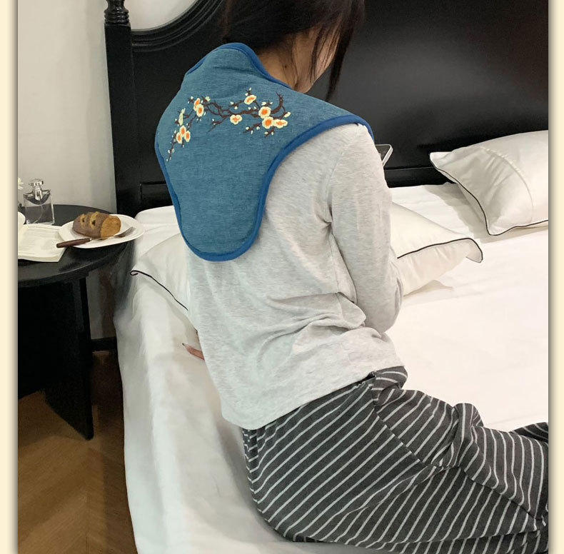 电加热海盐肩颈宝护肩保暖艾草热敷包颈椎专用理疗袋艾绒热敷披肩